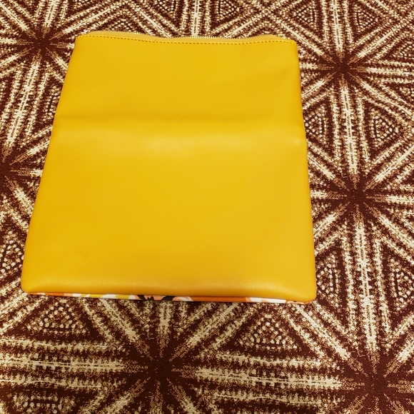 Women's clutch bag - Picture 3 of 4